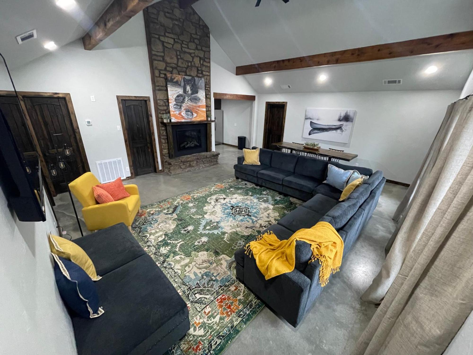 Cookson The Rocky Retreatモーテル エクステリア 写真