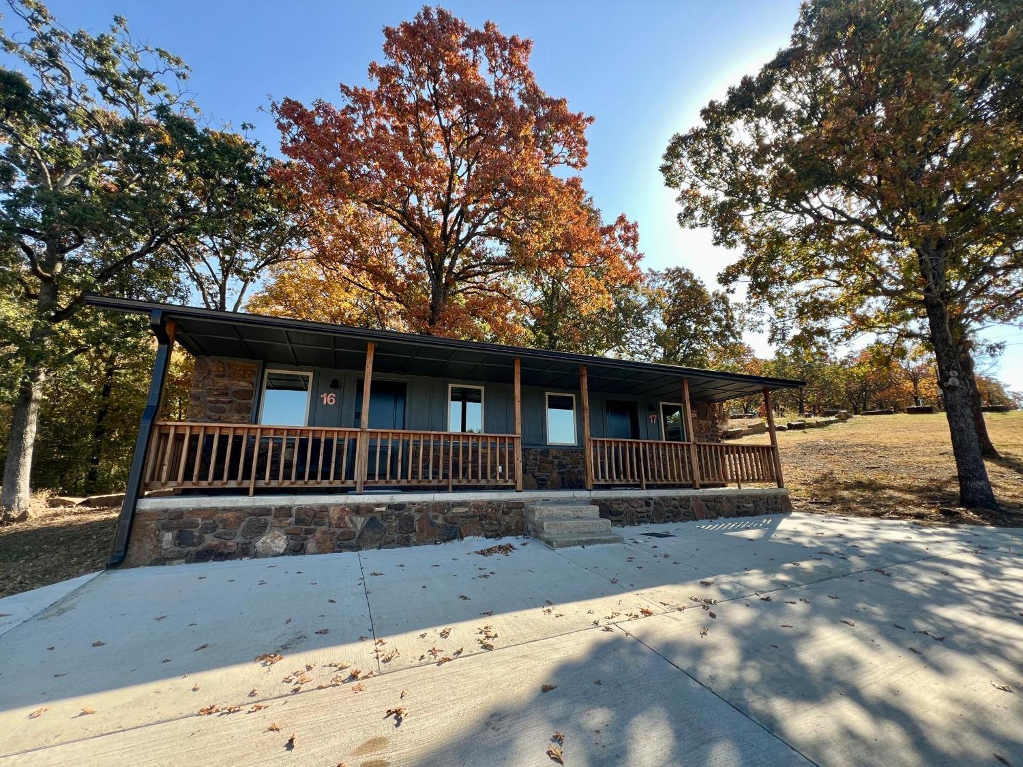 Cookson The Rocky Retreatモーテル エクステリア 写真